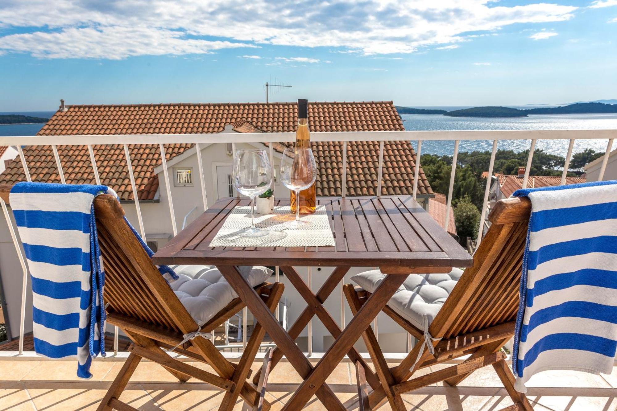 Apartments Anita Hvar Town Esterno foto