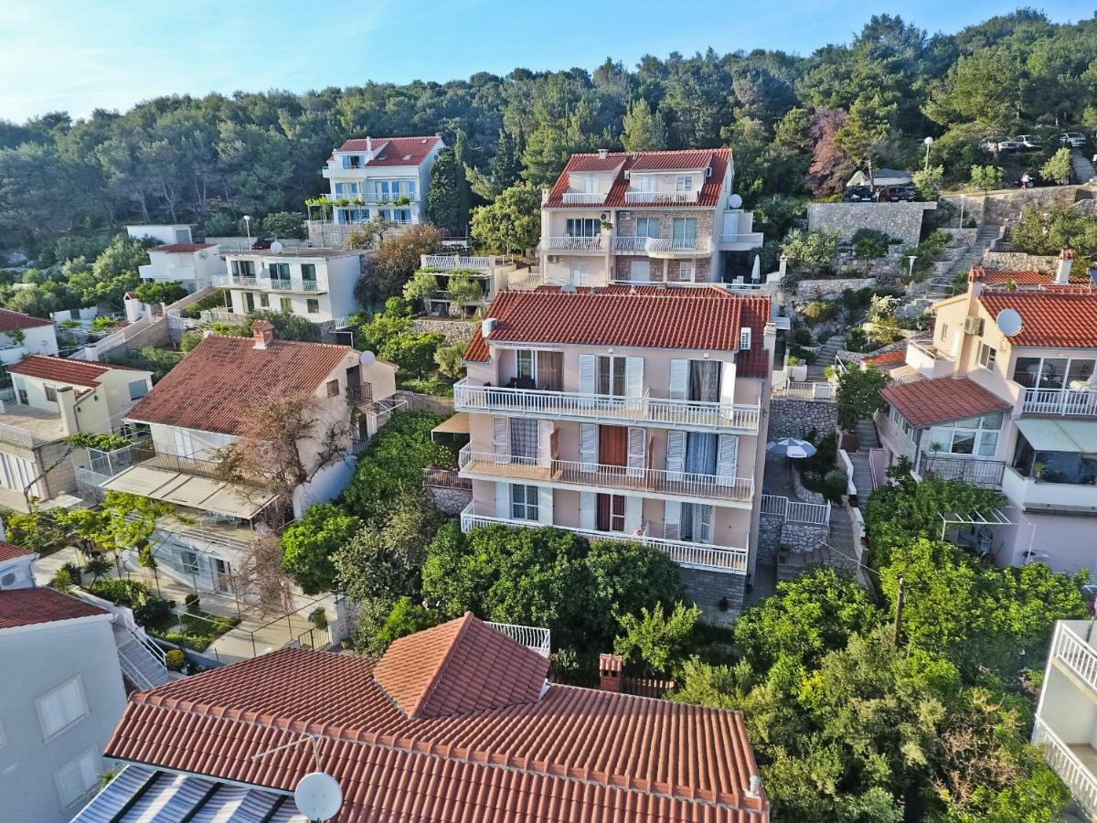 Apartments Anita Hvar Town Esterno foto