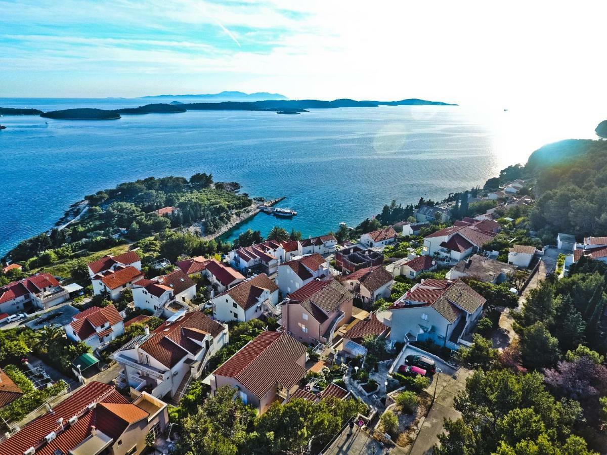 Apartments Anita Hvar Town Esterno foto